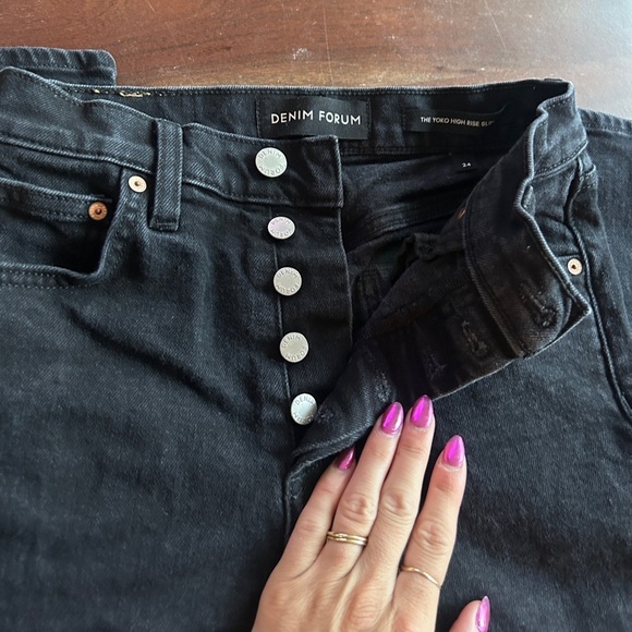 Denim Forum • The Yoko High Rise Slim • Size 24 • 28 L - Picture 6 of 9